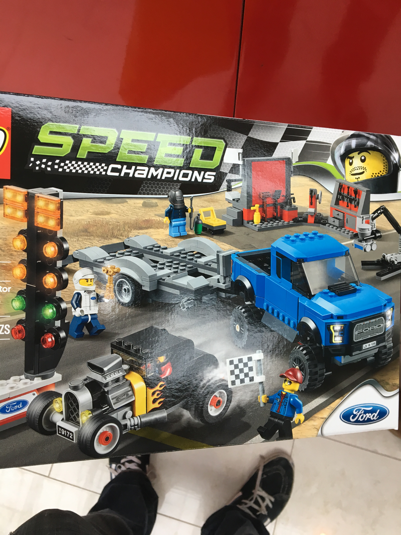 Illustration for article titled Lego Land